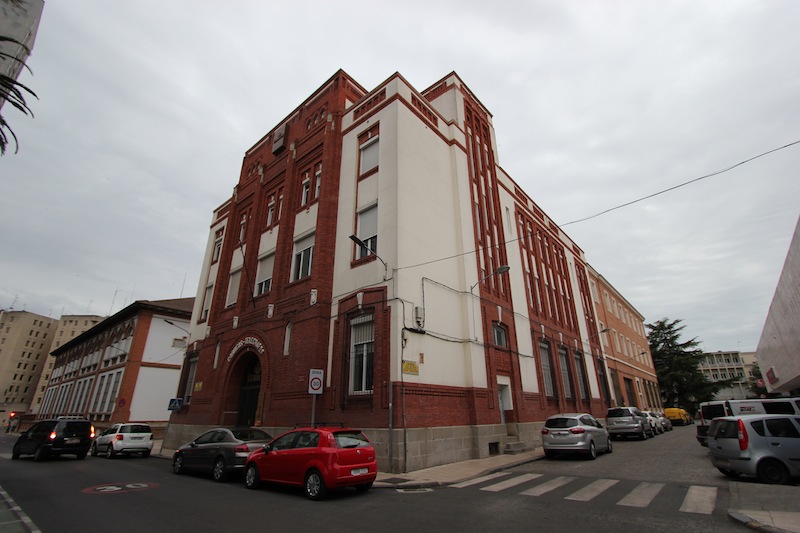 Здание почтампа на Пасео де Сан-Франциско