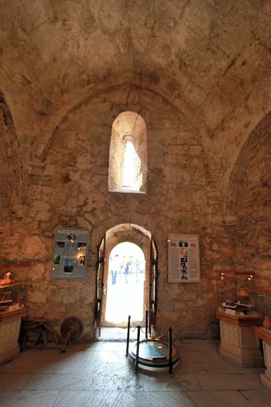 Албанская церковь в селе Киш