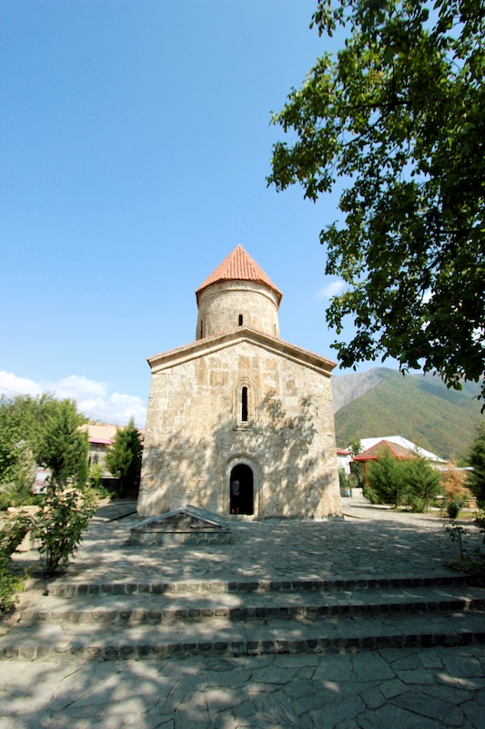 Албанская церковь в селе Киш