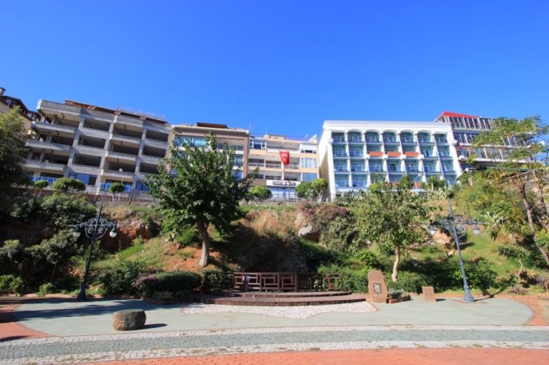 На живописной улице Рихтим