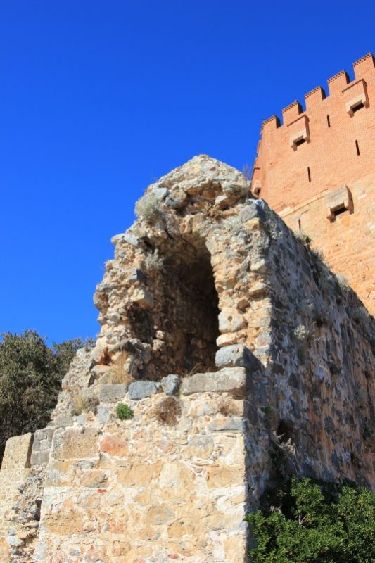 Остатки туннеля перед Кызыл Куле