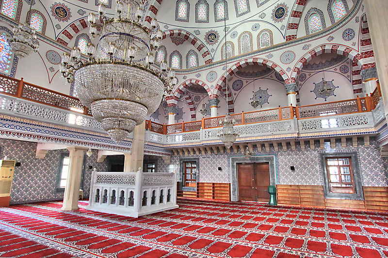 Новая мечеть во Флорье