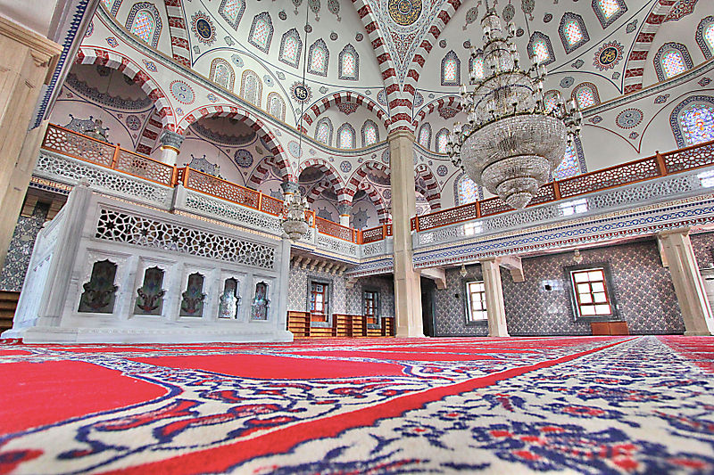 Новая мечеть во Флорье