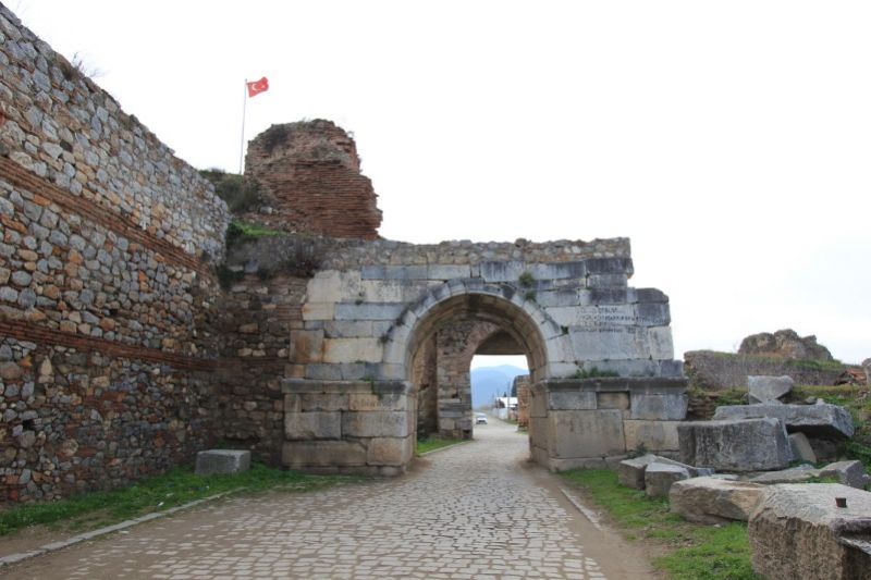 Ворота Енишехир в Изнике