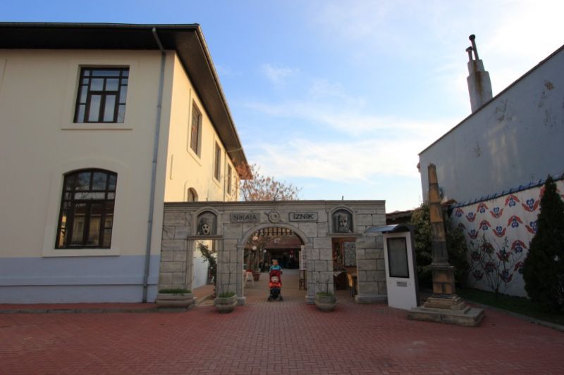 Рынок керамических изделий в Изнике