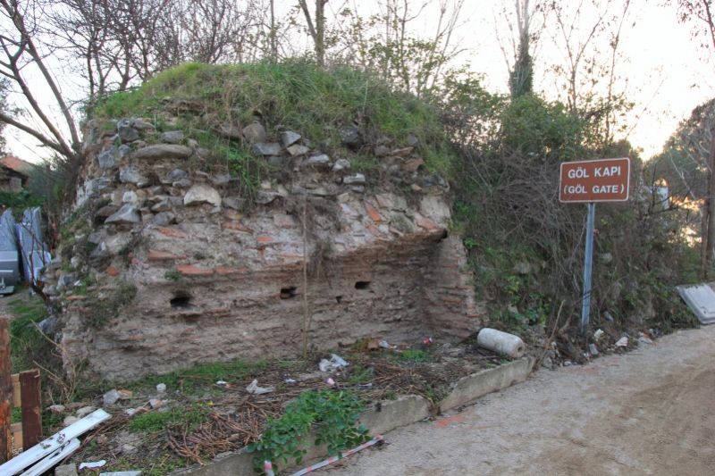 Озёрные ворота в Изнике