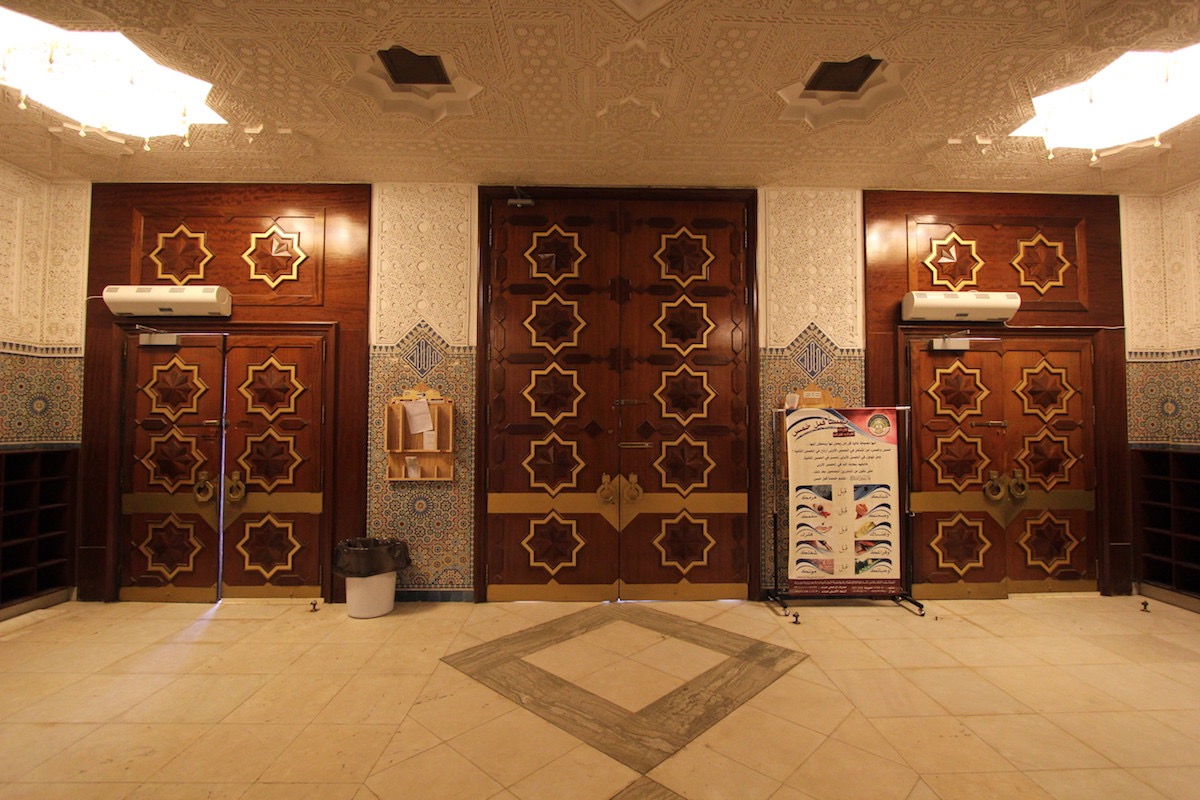 Вход в мечеть Хасана аль-Анани