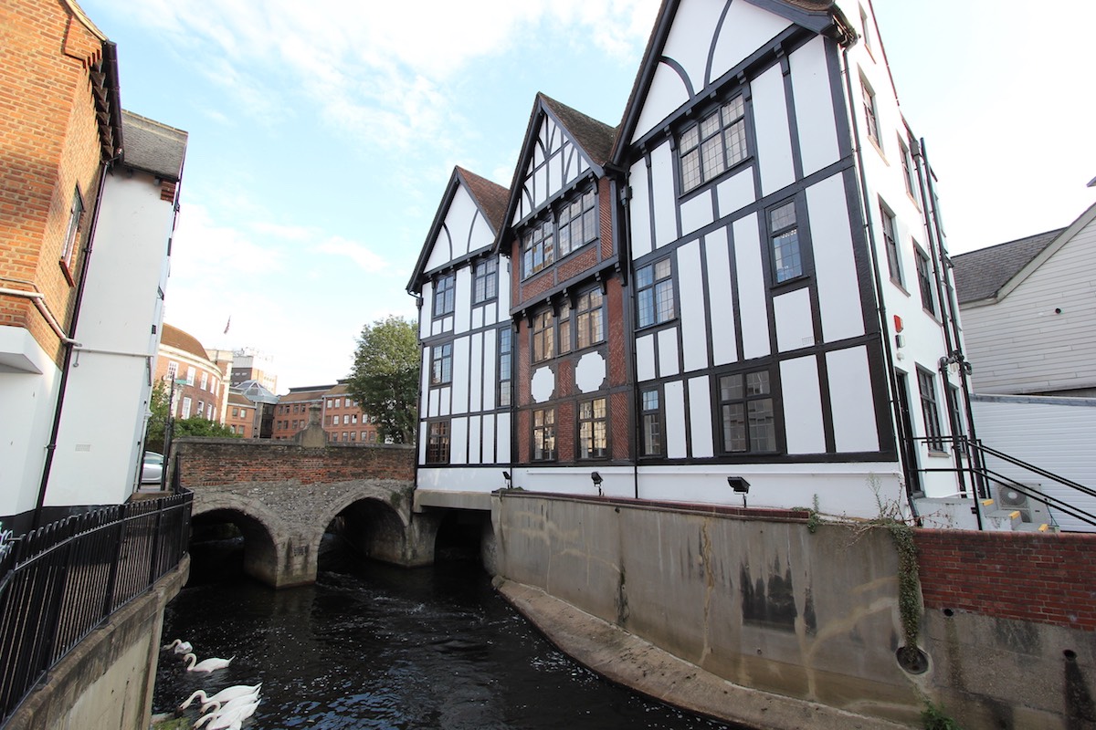 img 10 20181029 1230468243