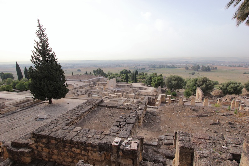 Вид на верхнюю террасу