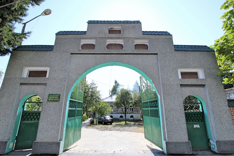 Мечеть в Белакене