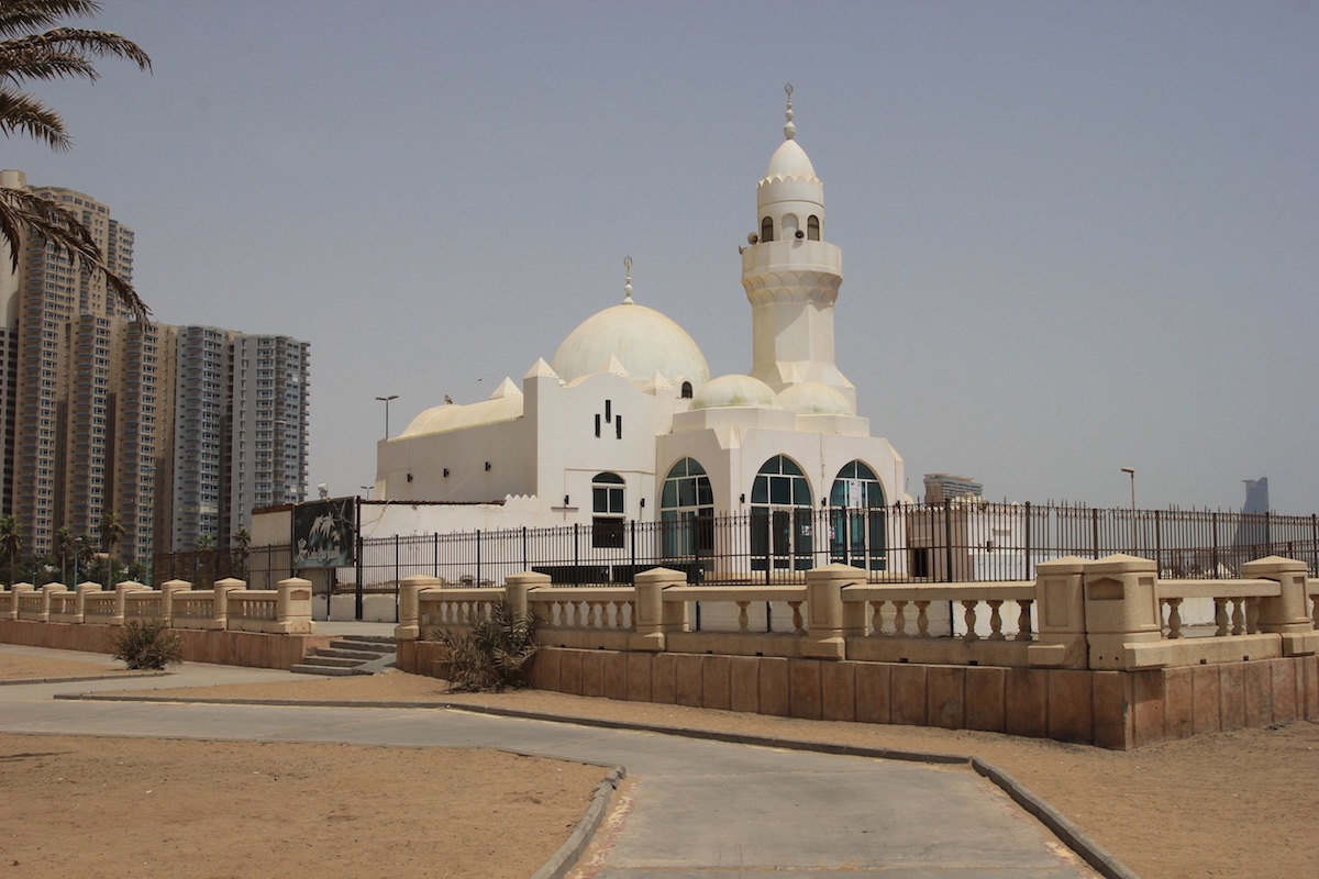 Мечеть Аль-Корниш в Джидде