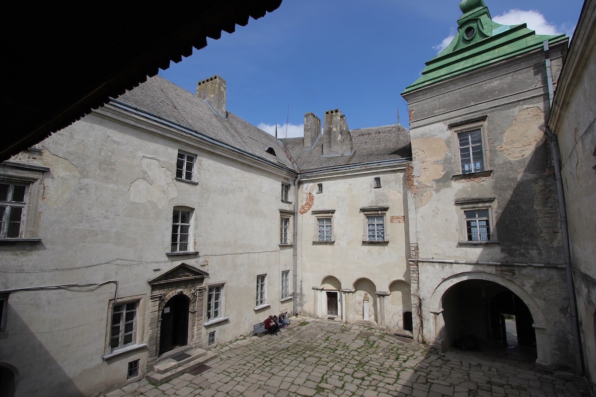 img 14 20190412 1086306201