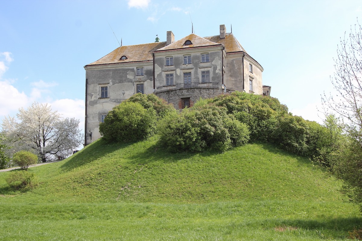 img 21 20190412 2052385669