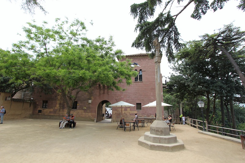 Пласа-дель-Балуарте — площадь Крепости