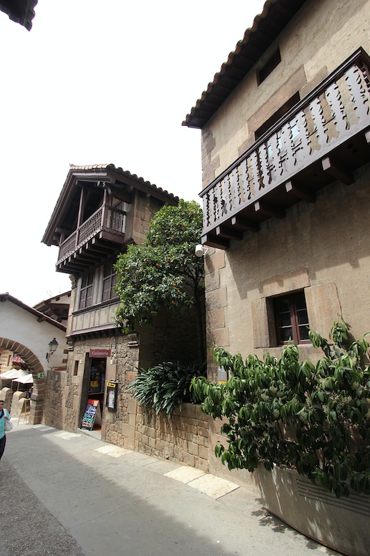 Улица Принца Вианского (Страна Басков)