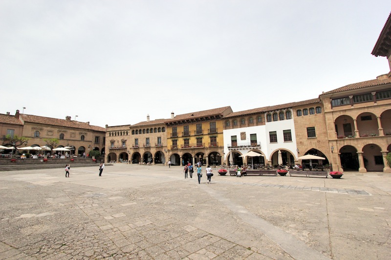 Пласа Майор (Арагон и Наварра)