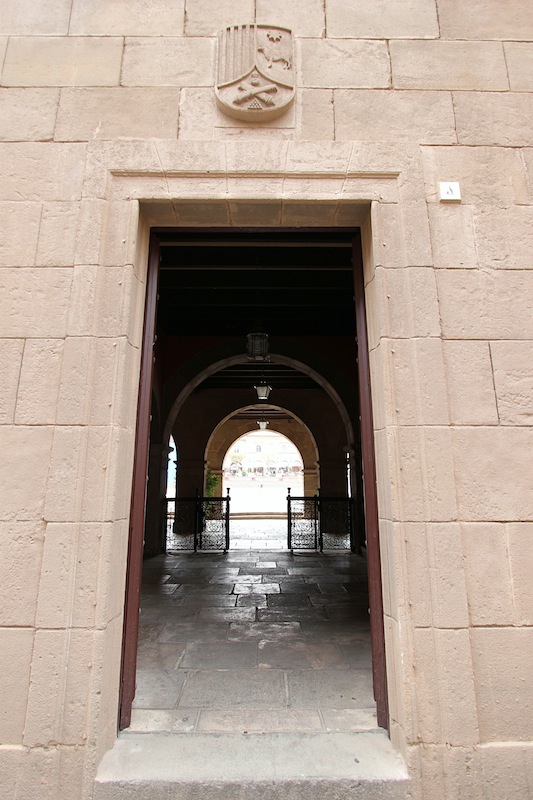 Улица Риус-и-Таулет (Вальдерробрес)