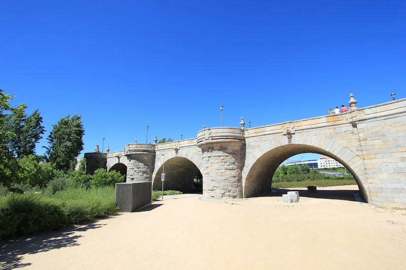 Арки Толедского моста