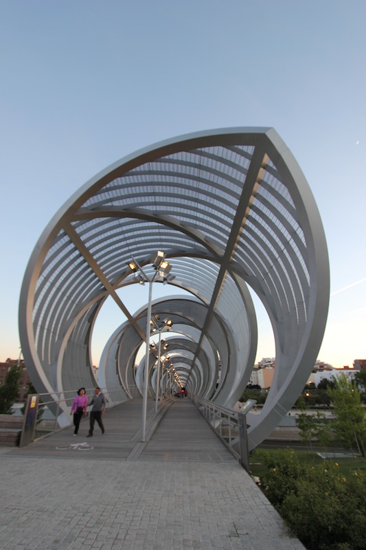 Мост Аргансуэла в Мадриде