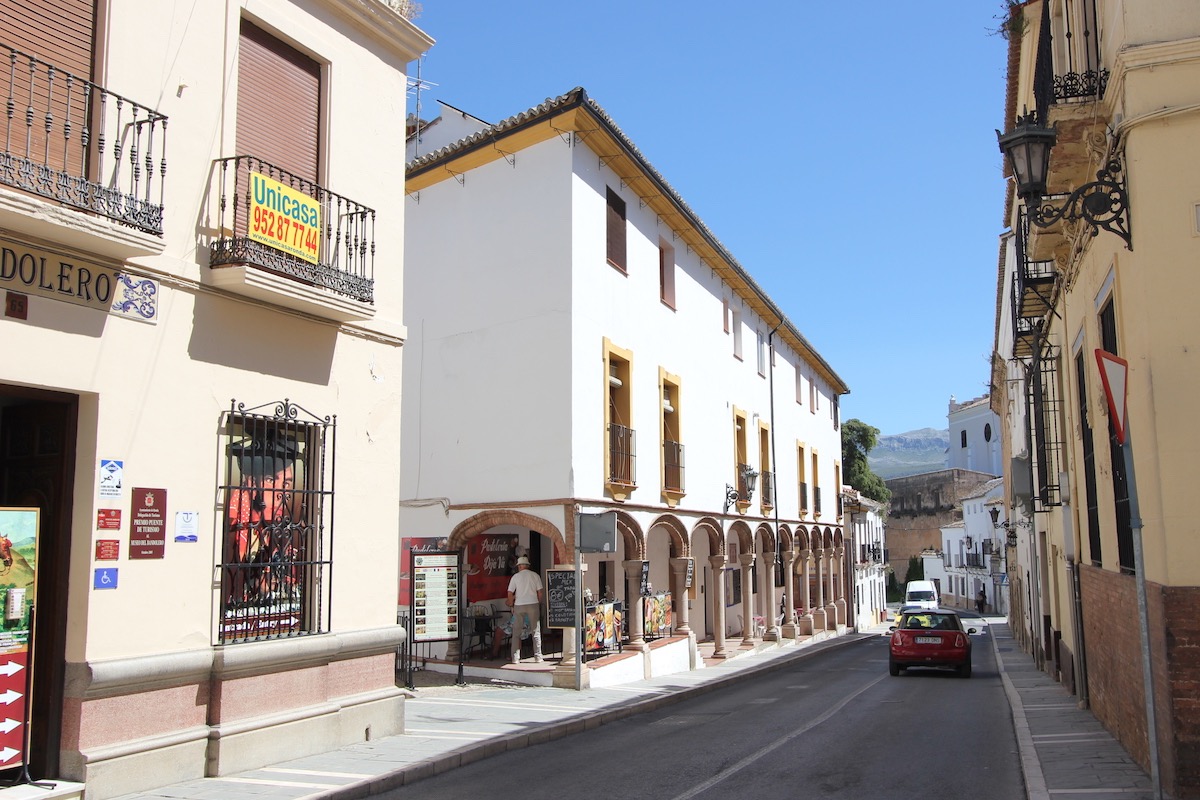 img 3 20170902 1304573499