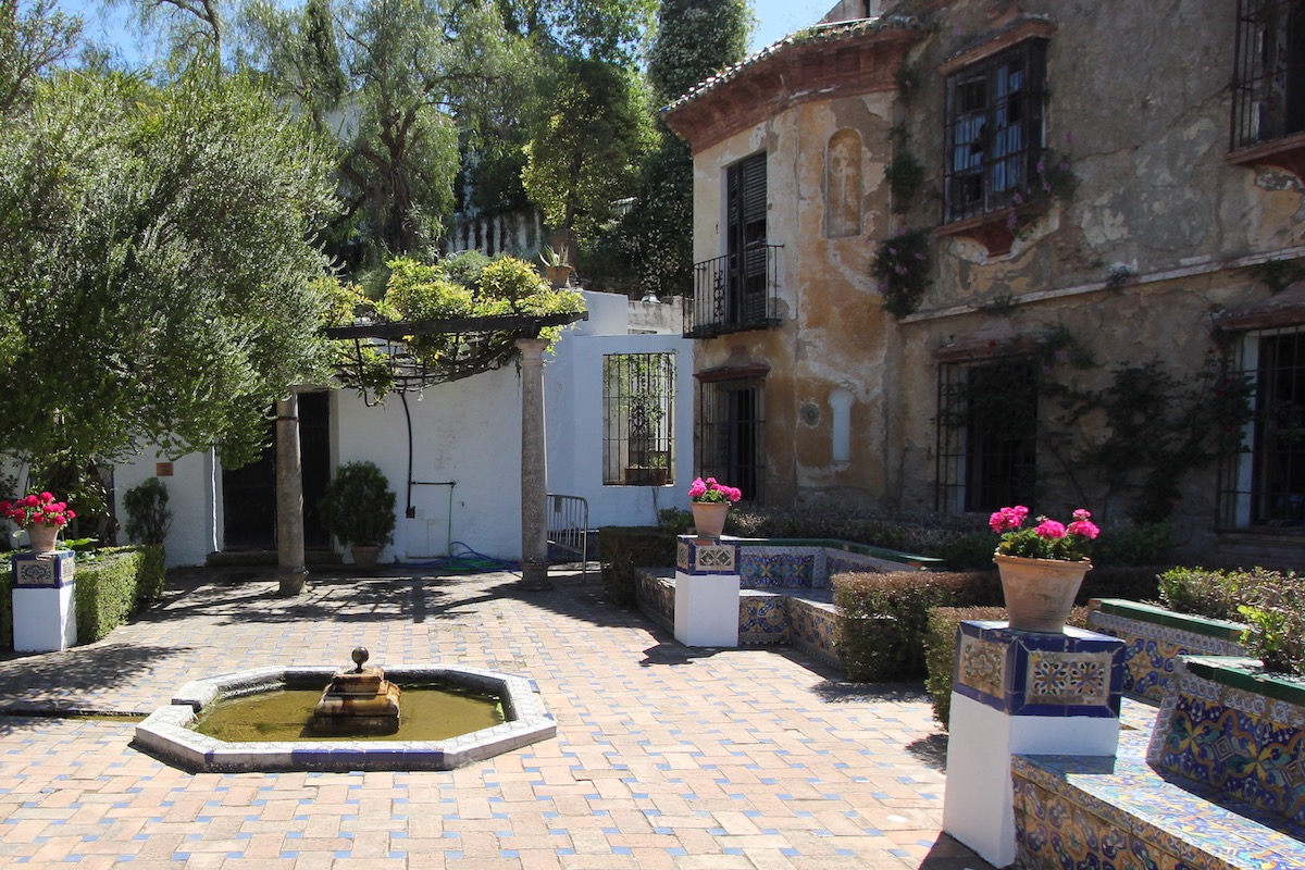 img 40 20170829 1139177690