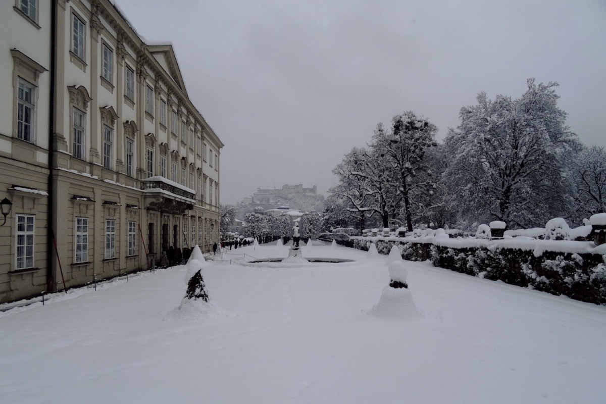 Малый партер садов Мирабель