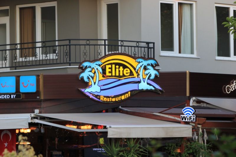 На улице Гюзельялы в Аланье