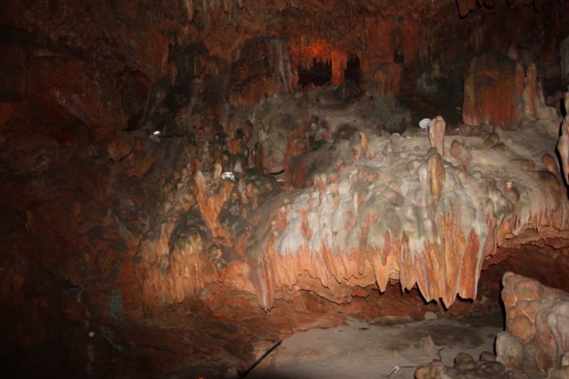 Пещера Дамлаташ в Аланье