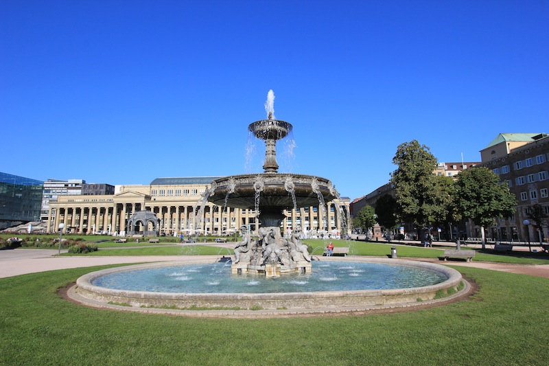 Фонтан с херувимами на Дворцовой площади