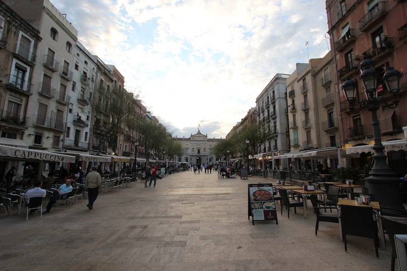 Пласа-де-ла-Фон перед мэрией Таррагоны