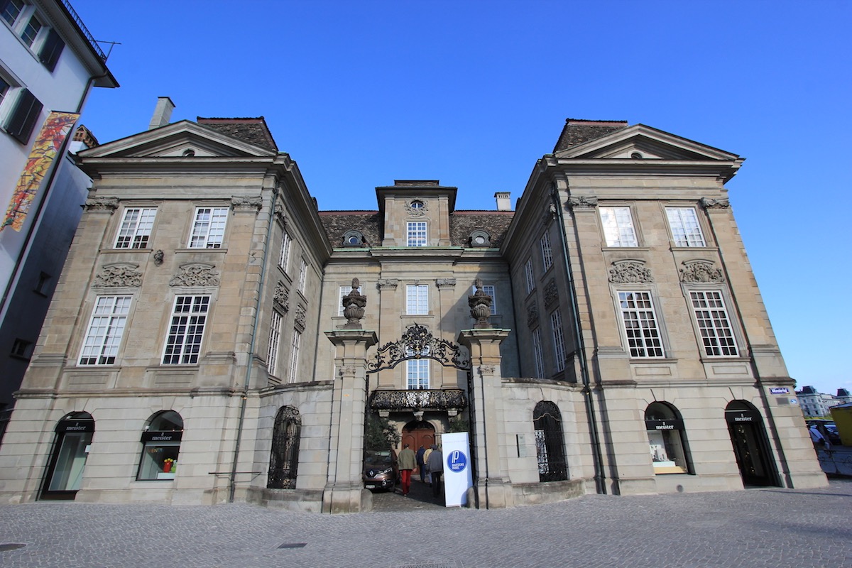 Историческое здание на площади Мюнстерхоф