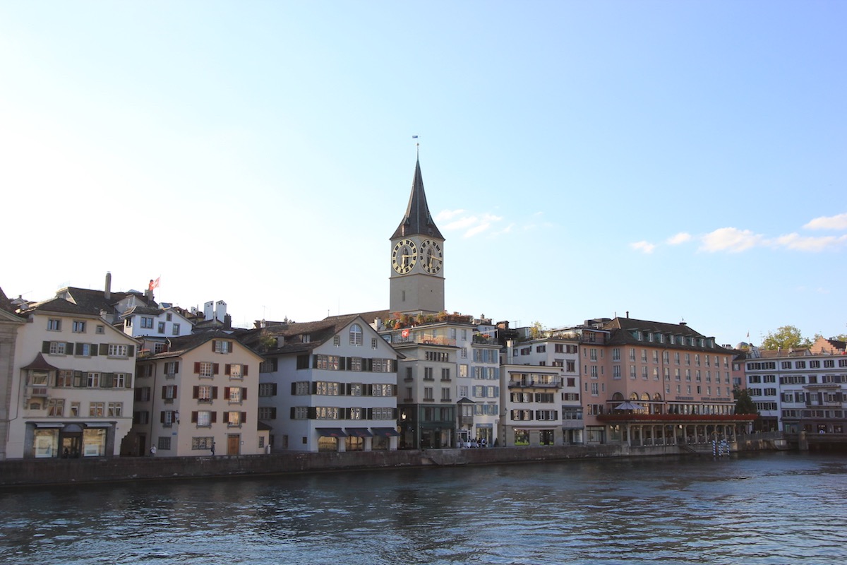 Вид на набережную Вюре